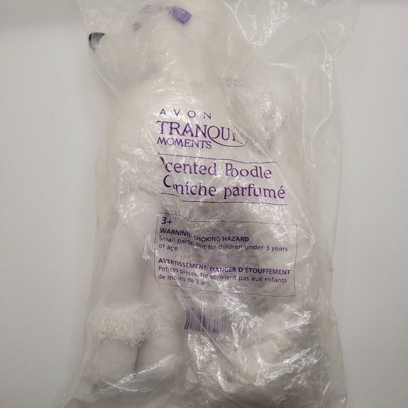Avon Tranquil Moments Plush Poodle White Scented NIP - Picture 8 of 8